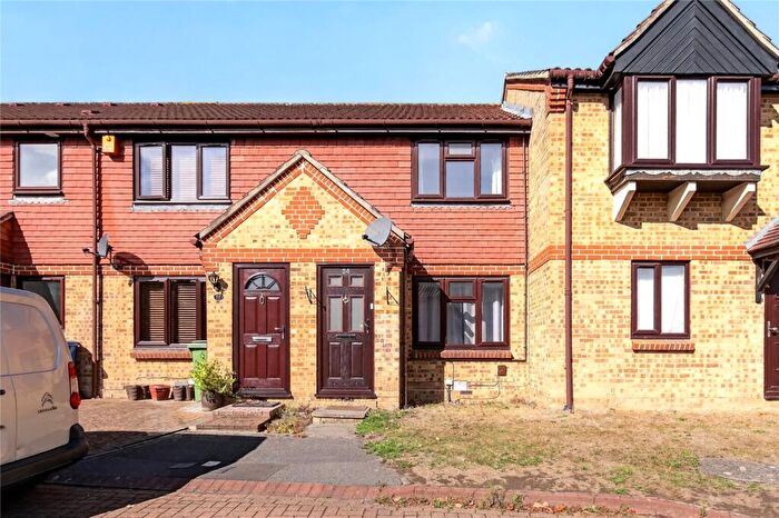 2 Bedroom Terraced House For Sale In Hope Avenue, Forest Park, Bracknell, Berkshire, RG12