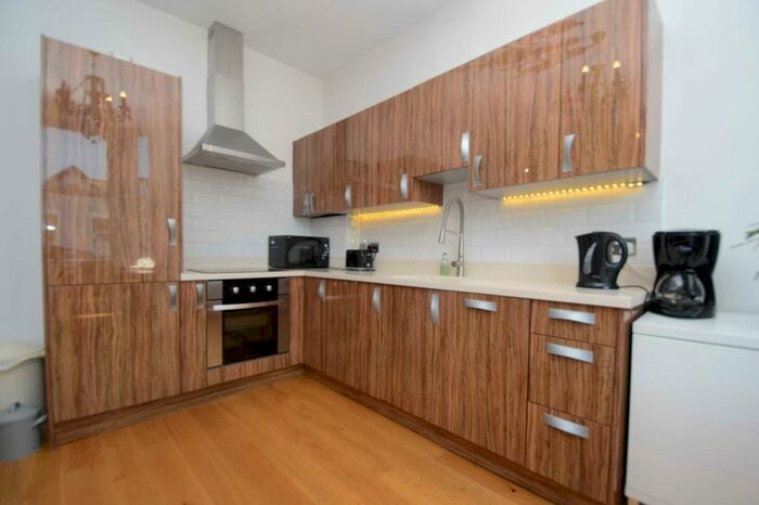 1 Bedroom Flat To Rent In Beaconsfield Road, London, N11