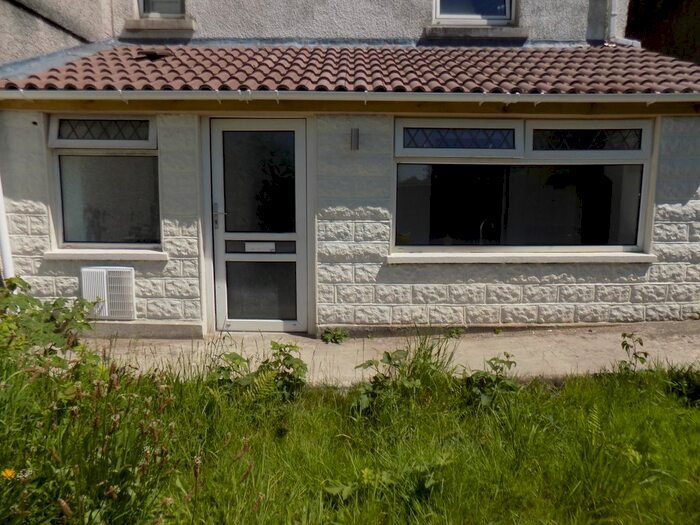 2 Bedroom Flat To Rent In Church Road, Llansamlet, Swansea, SA7