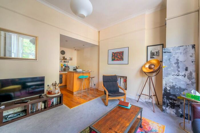 2 Bedroom Flat To Rent In Aldridge Road Villas, Notting Hill, London, W11