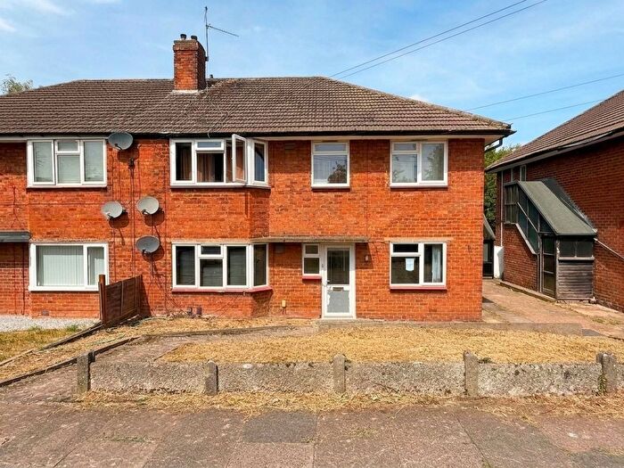 2 Bedroom Flat For Sale In Bridley Moor Road, Batchley, B97