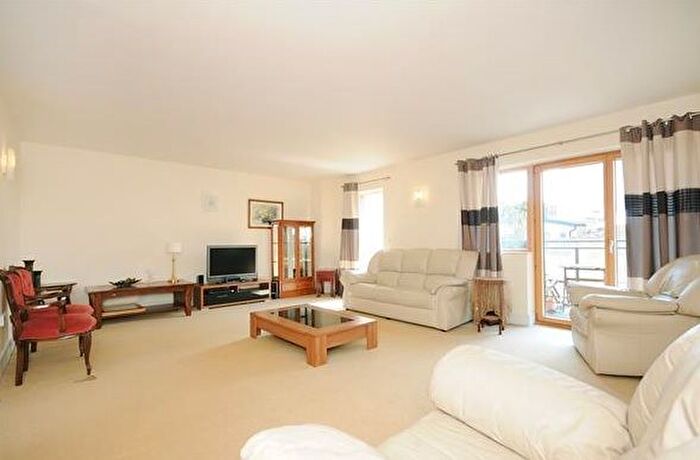 3 Bedroom Flat To Rent In Harrowby Street, London, W1H