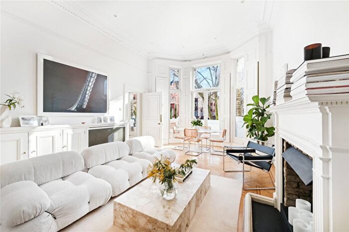 2 Bedroom Flat To Rent In Wetherby Gardens, South Kensington, SW5