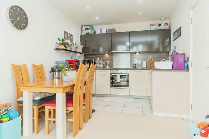 1 Bedroom Flat For Sale In Cotterells, Hemel Hempstead, HP1