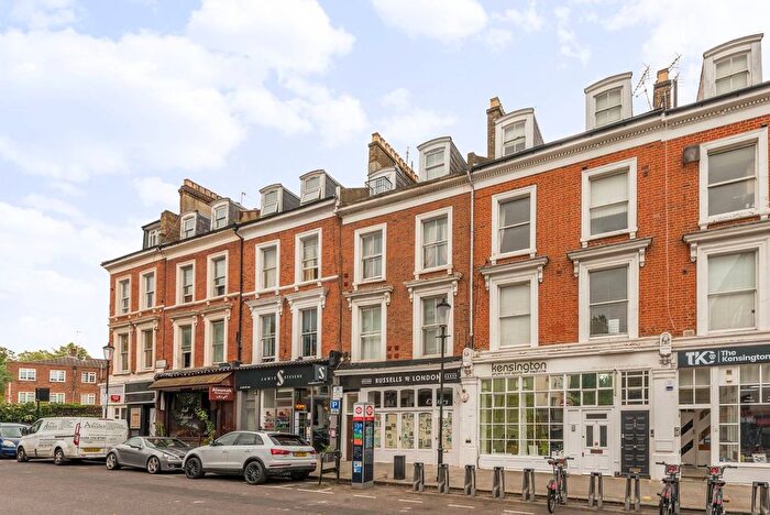 1 Bedroom Maisonette To Rent In Russell Gardens, Holland Park, London, W14