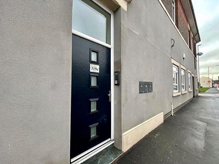 1 Bedroom Flat To Rent In Flat, Reading Rooms, Radcliffe ** Available Now **, M26