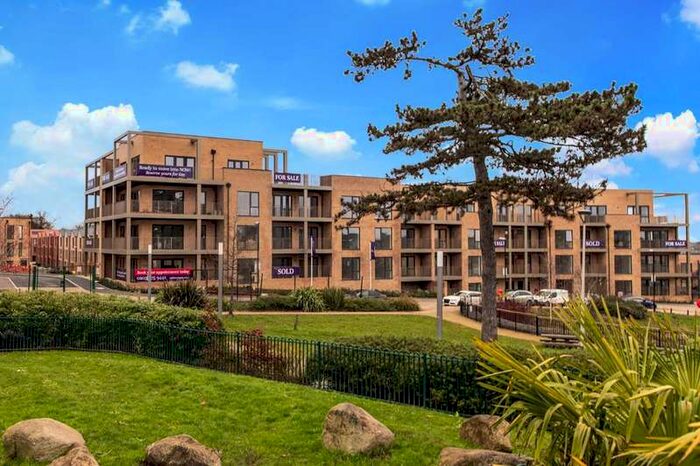 2 Bedroom Flat To Rent In Henry Darlot Drive, Mill Hill, London, NW7