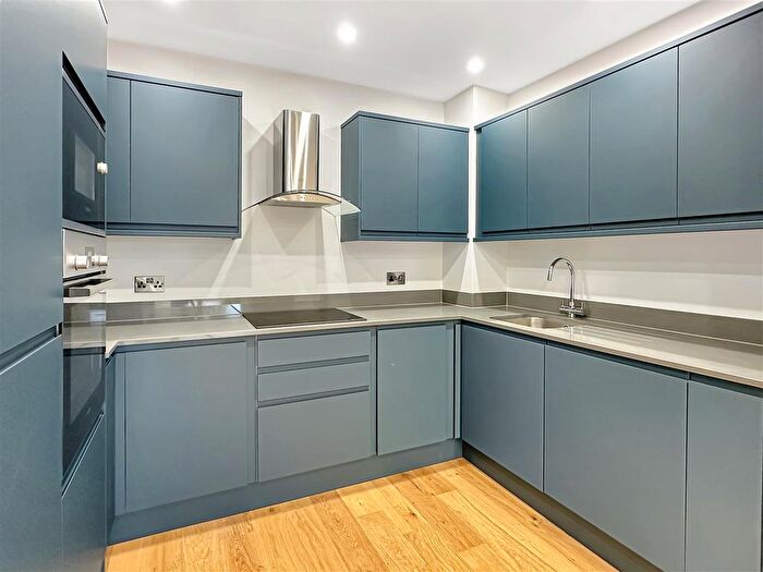 1 Bedroom Flat For Sale In Mill Road, Cambridge, CB1