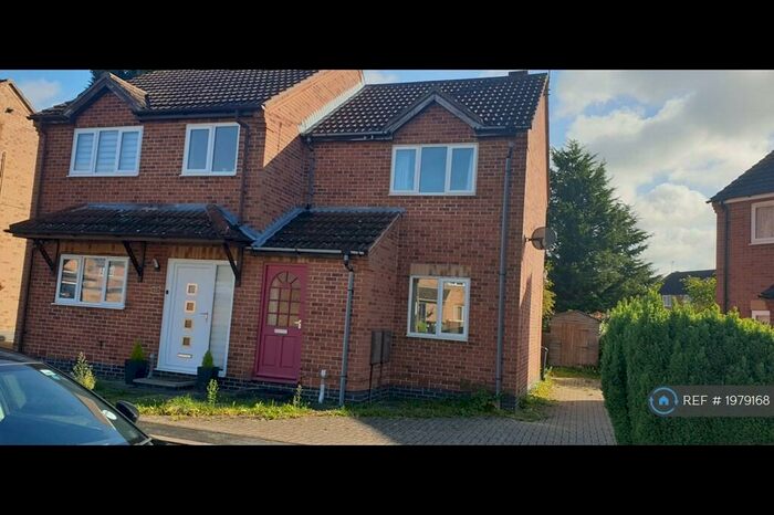 2 Bedroom Semi-Detached House To Rent In Barge Close, Wigston, LE18