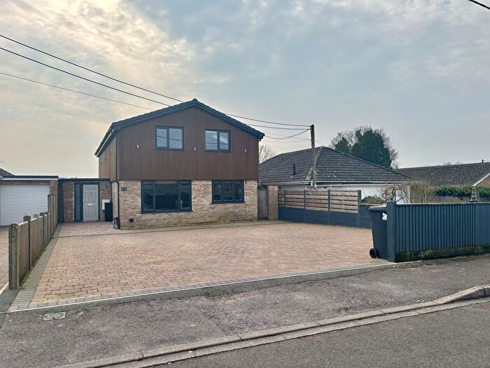 3 Bedroom Detached House For Sale In Ladysmith, Gomeldon, Salisbury, SP4