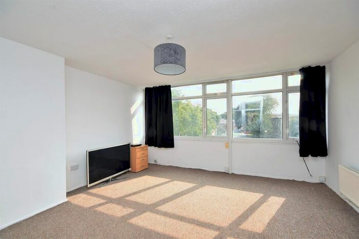3 Bedroom Maisonette To Rent In Globe Place, Norwich, NR2