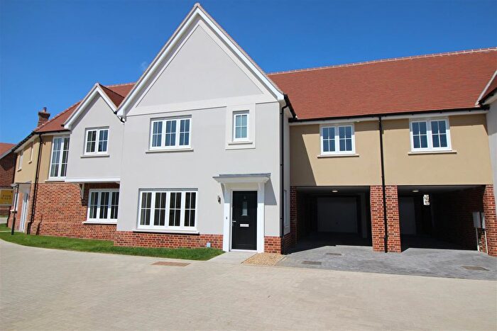 4 Bedroom Detached House To Rent In Thompson Gardens, Coggeshall, Colchester, CO6
