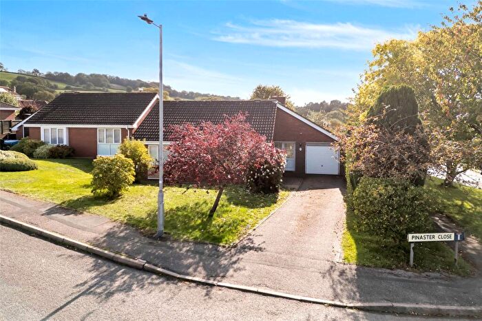 3 Bedroom Bungalow For Sale In Pinaster Close, Honiton, Devon, EX14