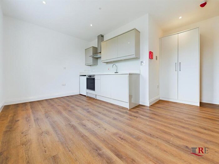 1 Bedroom Flat To Rent In Christchurch Avenue, London, NW6