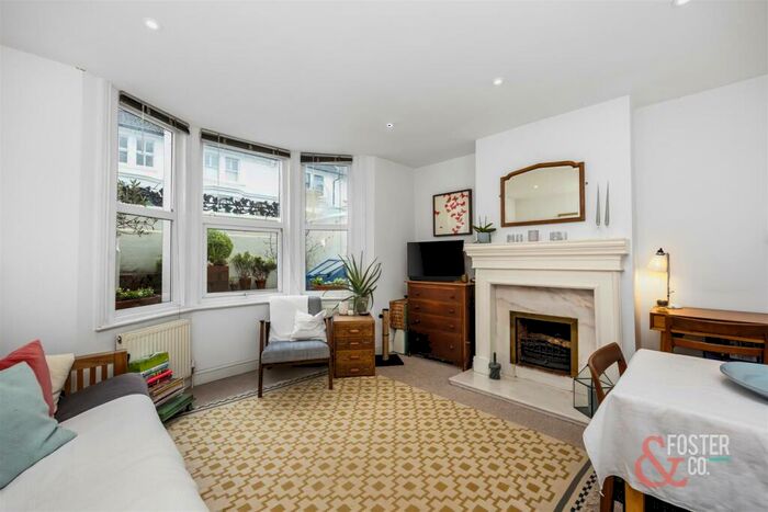 1 Bedroom Flat For Sale In Goldstone Road, Hove, BN3