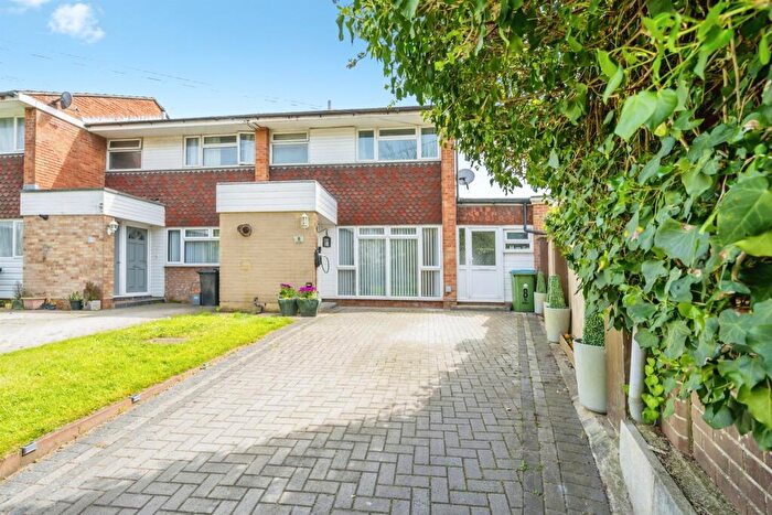 2 Bedroom Semi-Detached House For Sale In The Hollies, Bognor Regis, PO21