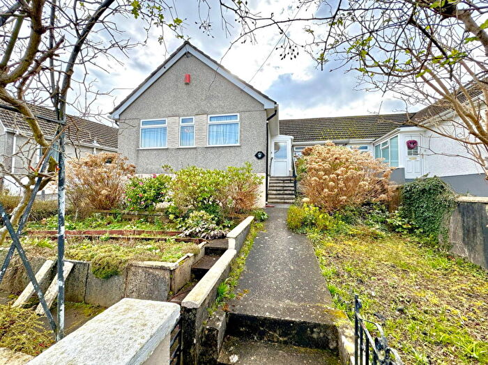 3 Bedroom Semi-Detached Bungalow For Sale In Glenholt Road, Glenholt, Plymouth, Devon, PL6