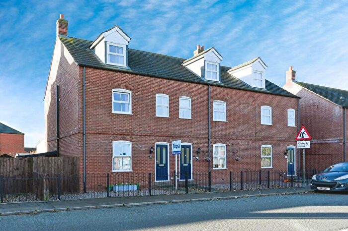 4 Bedroom Terraced House For Sale In London Road, Long Sutton, PE12