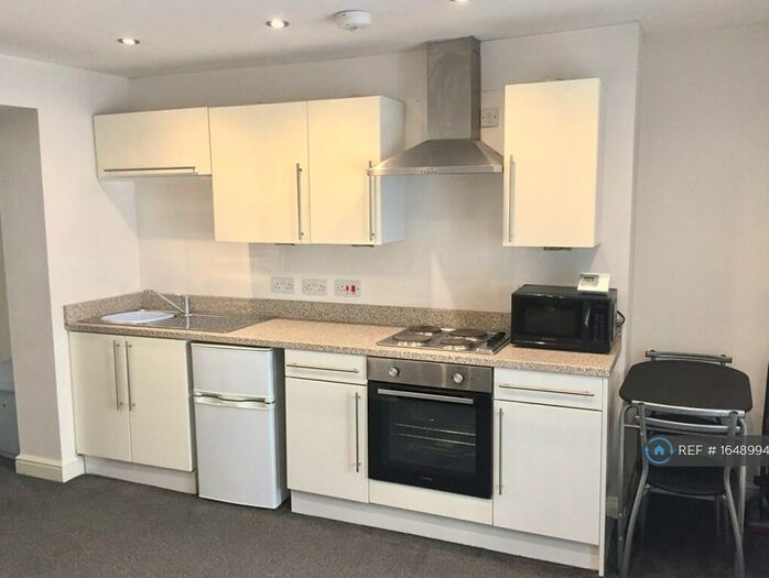 1 Bedroom Flat To Rent In Bank Street, Sheffield, S1