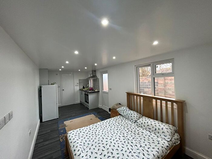 1 Bedroom Studio To Rent In Northolt, UB5