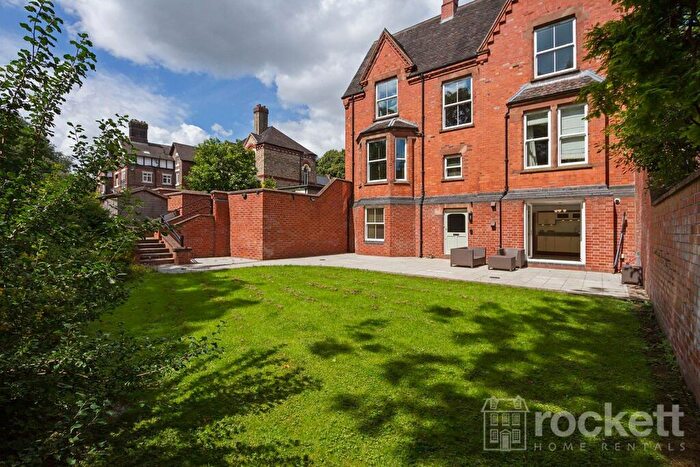 2 Bedroom Apartment To Rent In Maple Court, Sidmouth Avenue, Newcastle Under Lyme, Staffordshire, ST5