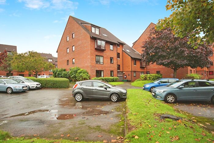 1 Bedroom Flat For Sale In Haythorne Court, Marina Gardens, Fishponds, Bristol, BS16
