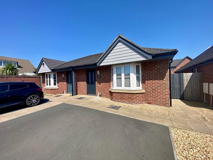 2 Bedroom Semi-Detached Bungalow For Sale In Coed Cae Bach, Cwmrhydyceirw, Swansea., SA6