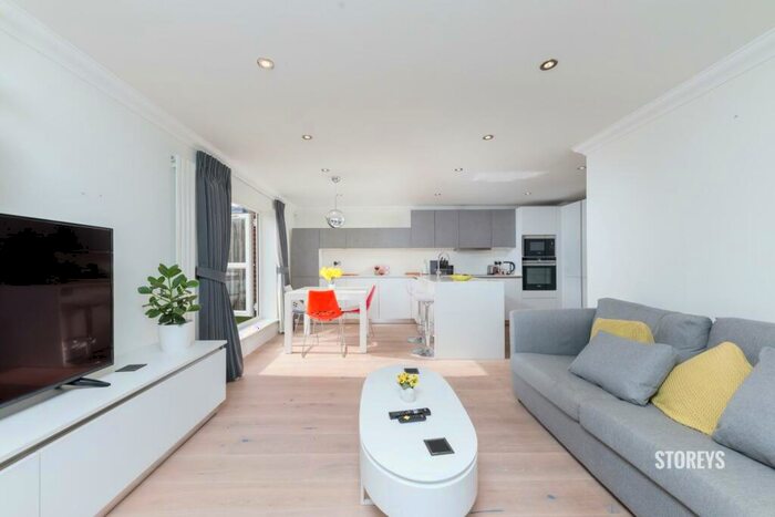 2 Bedroom Apartment To Rent In Melville Place, Islington, London, N1