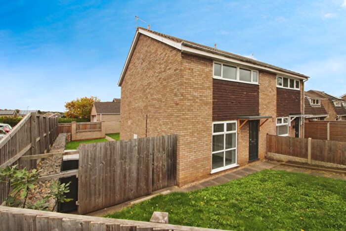 3 Bedroom Semi-Detached House For Sale In Beagle Close, Brigg, DN20