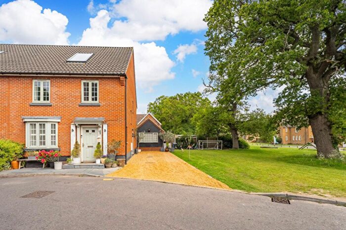 3 Bedroom Semi-Detached House For Sale In Dakota Drive, Old Catton, NR6