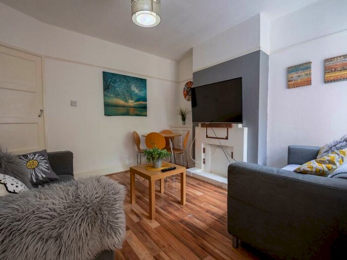 1 Bedroom House To Rent In St Martins Road, Canterbury, Kent, CT1