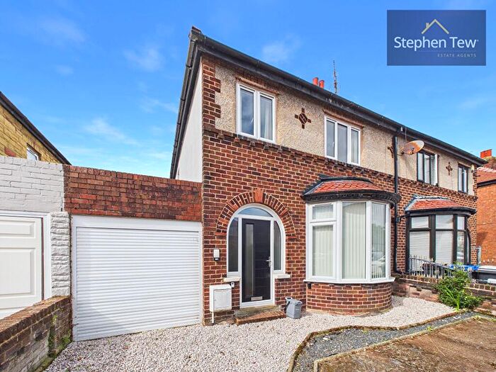 3 Bedroom Semi Detached House To Rent In Joyce Avenue, Blackpool, FY4