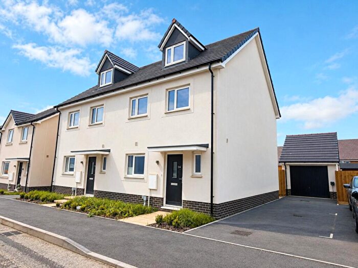 4 Bedroom Semi Detached House For Sale In Leytown Drive, Bideford, Devon, EX39