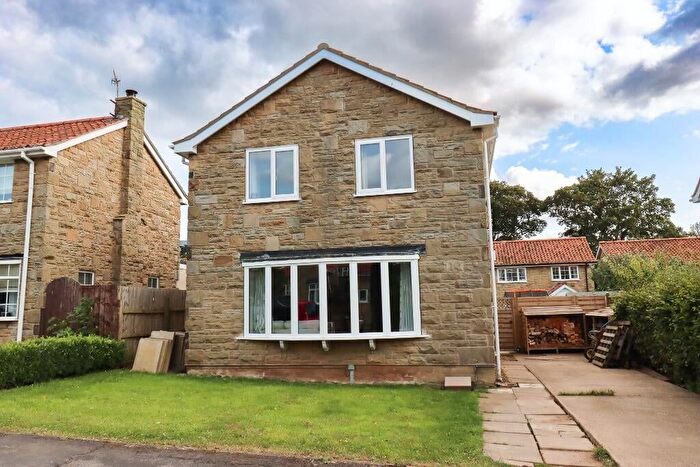 3 Bedroom Detached House For Sale In Dovecot Close, Gristhorpe, Filey, YO14
