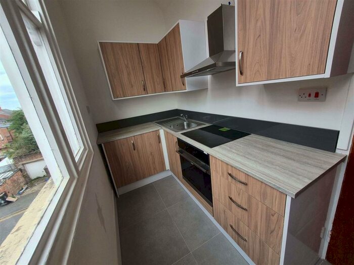 1 Bedroom Flat To Rent In Saxby Street, Leicester, LE2