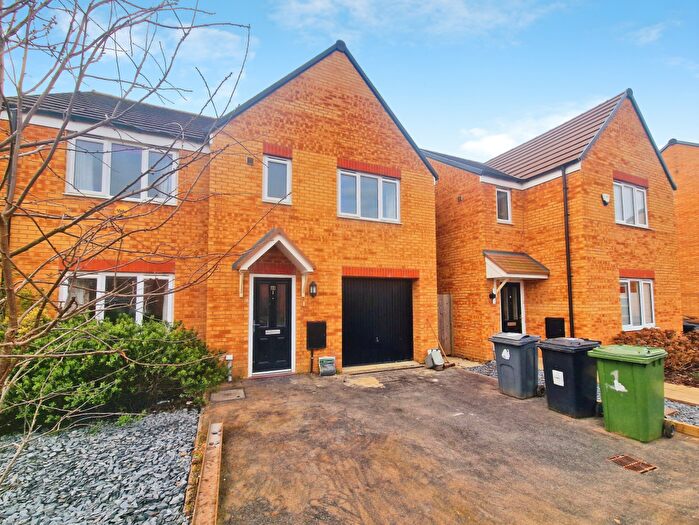 5 Bedroom House To Rent In Mollis Close, Peterborough, PE2