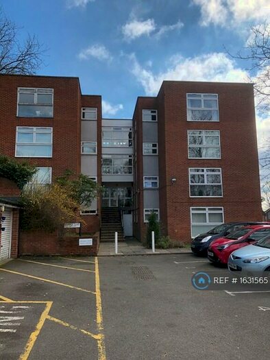 2 Bedroom Flat To Rent In Moulton Rise, Luton, LU2