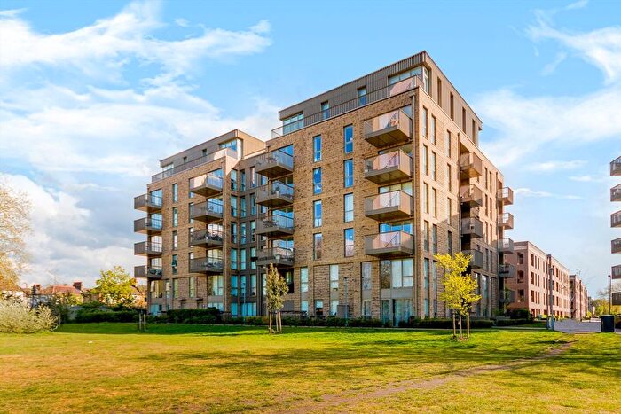 1 Bedroom Flat To Rent In Adenmore Road, Catford, SE6