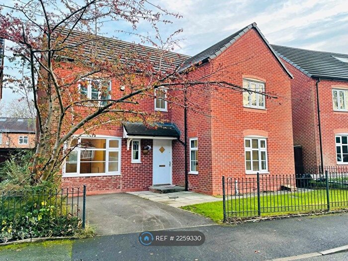 5 Bedroom Detached House To Rent In Stoneyholme Avenue, Manchester, M8