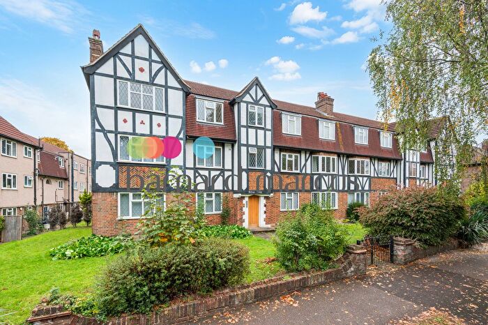 2 Bedroom Flat To Rent In Plough Lane, Wallington, SM6