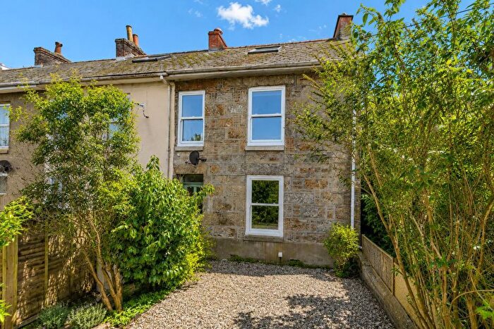 4 Bedroom End Terrace House For Sale In Clifton Terrace, Newlyn, TR18