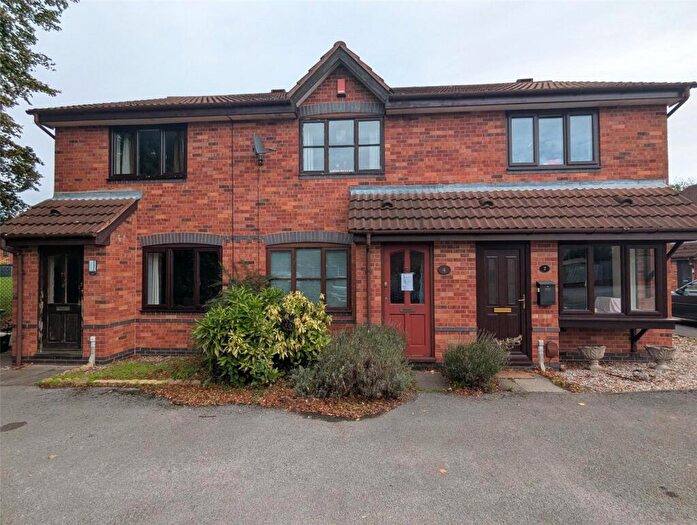 2 Bedroom Terraced House For Sale In Newport Close, Burton-on-Trent, Staffordshire, DE14
