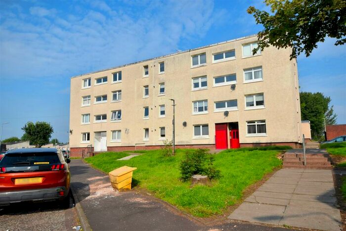 3 Bedroom Flat To Rent In C Durban Avenue, Dalmuir, Clydebank, G81