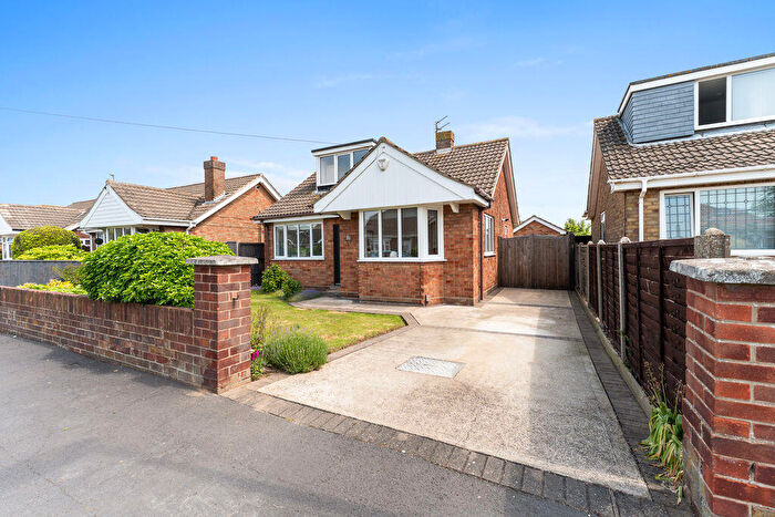 2 Bedroom Detached Bungalow For Sale In Coniston Crescent, Humberston, DN36