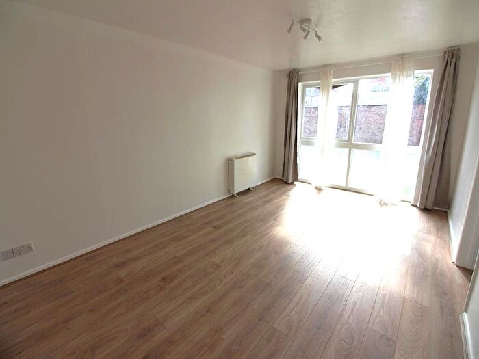 2 Bedroom Flat To Rent In All Saints Close, Edmonton, N9