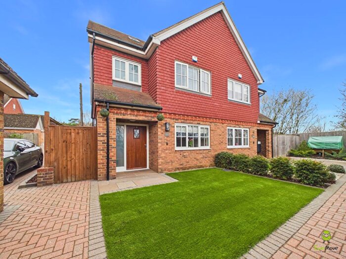 4 Bedroom Semi Detached House For Sale In A Chaplin Court Sutton At Hone, Sutton At Hone, Dartford, DA4