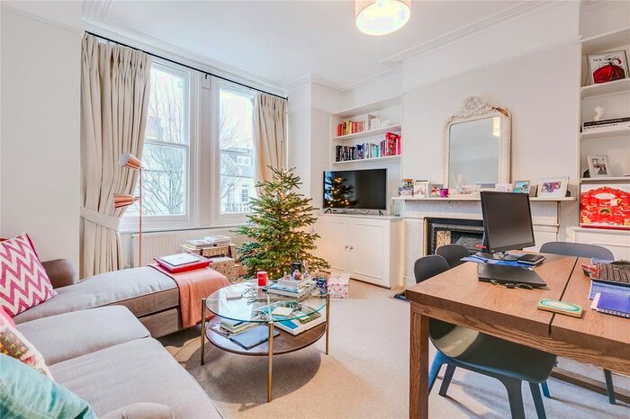 2 Bedroom Flat To Rent In Eddiscombe Road, Parsons Green, SW6