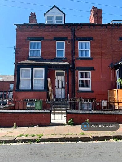 4 Bedroom Terraced House To Rent In Colwyn Road, Leeds, LS11