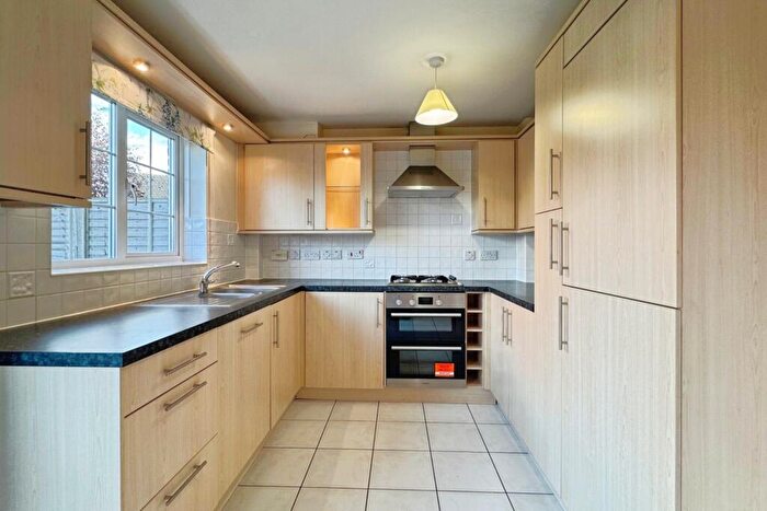 3 Bedroom Semi-Detached House To Rent In Jersey Drive, Winnersh, RG41