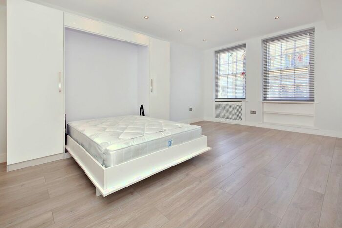 Studio To Rent In Princess Court, Bayswater, W2